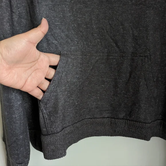 🆕 Pink Rose Sweater Charcoal Gray Cowl Neck XL Thumb Holes Long Sleeves - Picture 5 of 15